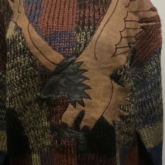 PULLOVER BY MONTELLO  SIZE MEDIUM - Picture 5 of 5